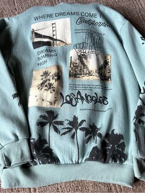 Los Angeles Graphic Pullover Sweatshirt in Light Teal